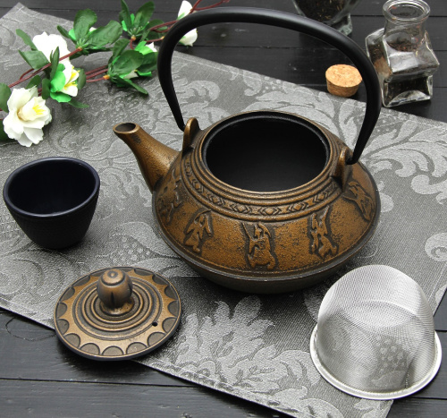 Чайник с ситом 600 мл "Виктори. Золото", цвет черный от магазина Казан мангал 24 Екареринбург фото 6