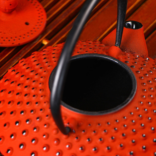 Чайник с ситом 500 мл "Марокко", цвет красный, с эмалированным покр от магазина Казан мангал 24 Екареринбург фото 3
