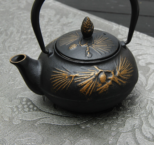 Чайник с ситом 500 мл "Циру. Золото", цвет черный от магазина Казан мангал 24 Екареринбург фото 3
